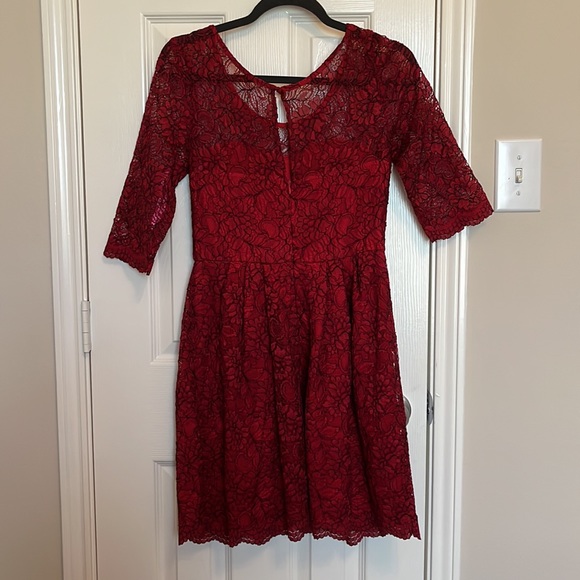 Betsey Johnson Lace Dress - Picture 5 of 10